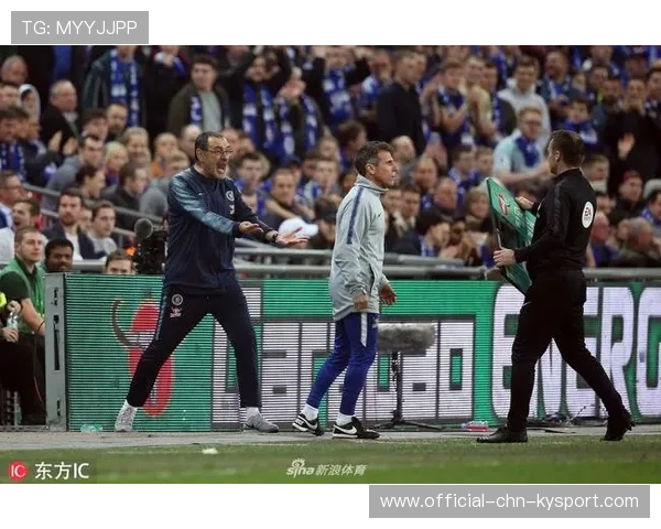 切尔西逼抢转换流畅，穆德里克反角破门